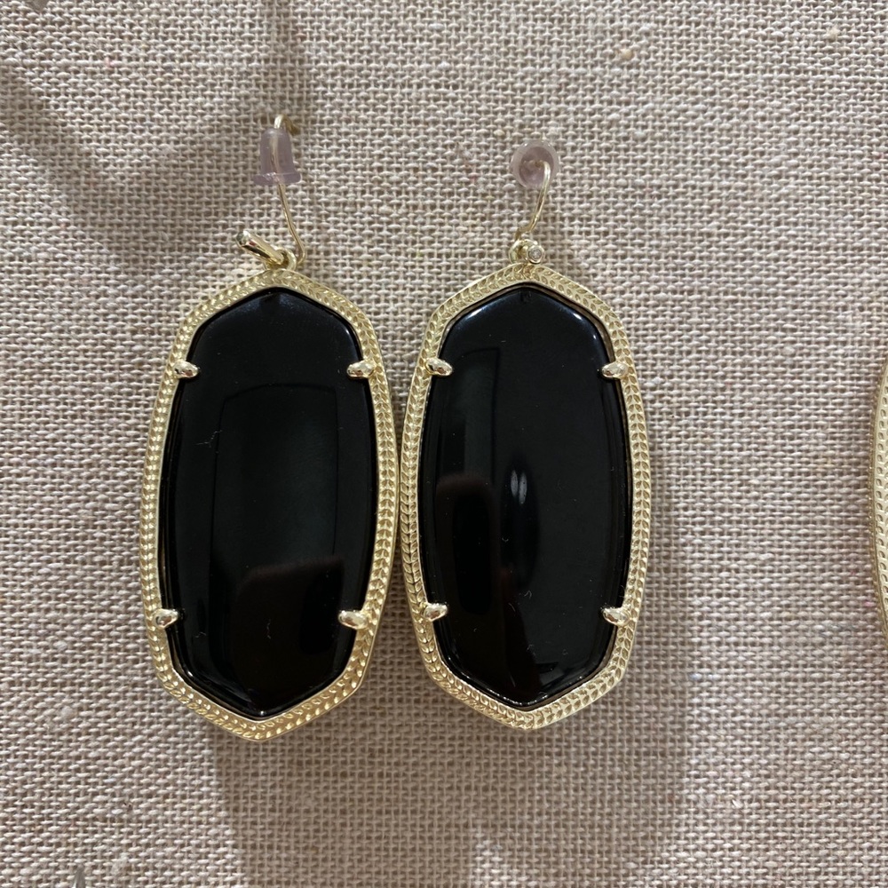 kendra scott earrings